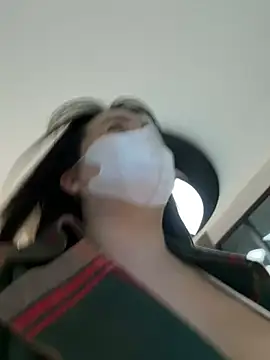 Snapshot of May-Squirt chatting on 03/18/25, 01:31 May-Squirt online show from 03/18/25, 01:31