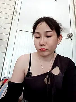 Snapshot of Ana_love2000 chatting on 02/16/25, 05:59 Ana love2000 online show from 02/16/25, 05:59