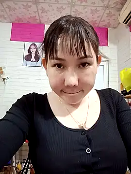 Snapshot of Ana_love2000 chatting on 02/27/25, 03:26 Ana love2000 online show from 02/27/25, 03:26