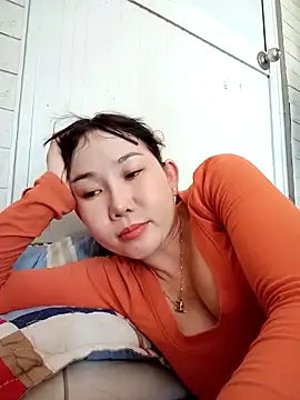 Snapshot of Ana_love2000 chatting on 03/16/25, 07:59 Ana love2000 online show from 03/16/25, 07:59