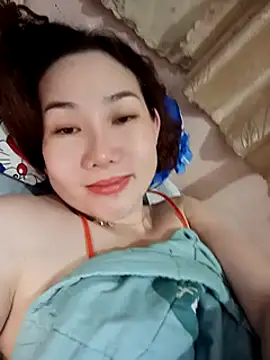 Snapshot of Ana_love2000 chatting on 03/21/25, 03:35 Ana love2000 online show from 03/21/25, 03:35