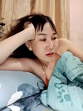 Snapshot of Ana_love2000 chatting on 09/10/25, 01:55 Ana love2000 online show from 09/10/25, 01:55