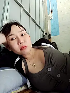 Snapshot of Ana_love2000 chatting on 09/14/25, 03:27 Ana love2000 online show from 09/14/25, 03:27