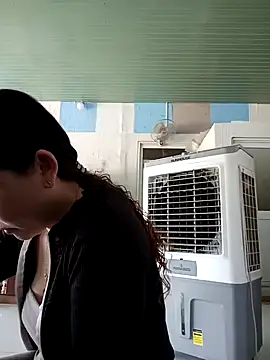 Snapshot of Ana_love2000 chatting on 10/07/25, 02:20 Ana love2000 online show from 10/07/25, 02:20