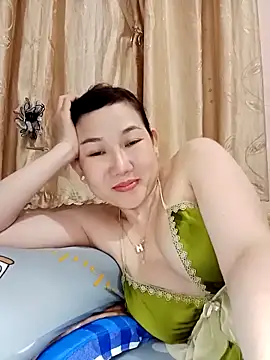 Snapshot of Ana_love2000 chatting on 10/08/25, 02:36 Ana love2000 online show from 10/08/25, 02:36