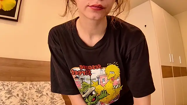 sun place online show from 03/18/25, 03:20