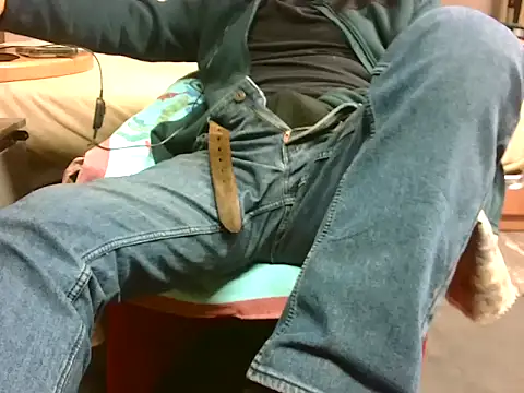 Giulio35 Pika online show from 01/10/26, 06:31