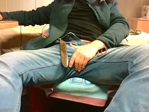 Giulio35 Pika online show from 03/21/26, 06:22