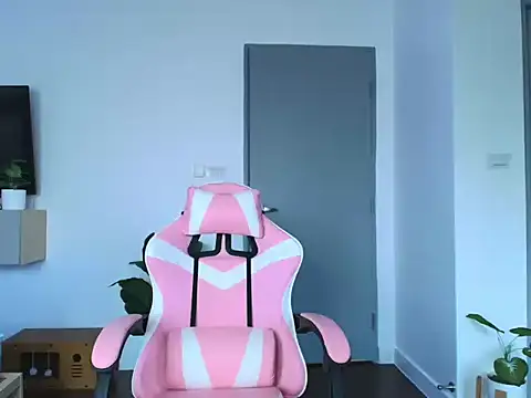 juicyshow  online show from 09/14/25, 02:33