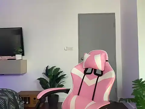 juicyshow  online show from 09/22/25, 01:29