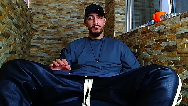 AndrewBanner online show from 12/22/24, 07:22