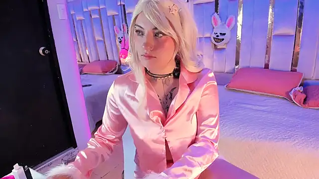 Broklinwhite  online show from 04/10/26, 02:33