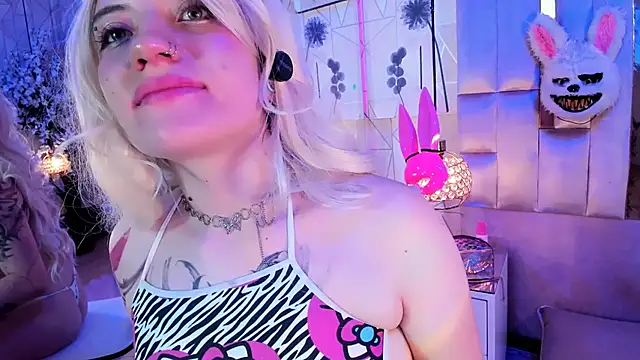 Broklinwhite  online show from 04/18/26, 07:07