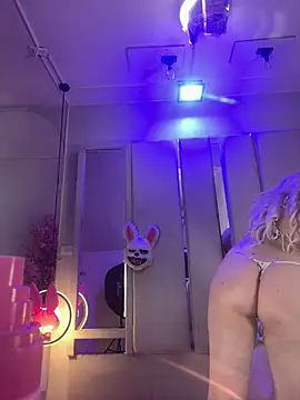 Snapshot of Broklinwhite_ chatting on 06/01/26, 01:02 Broklinwhite online show from 06/01/26, 01:02