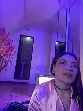 Broklinwhite  online show from 07/24/26, 01:53