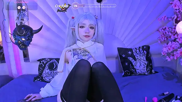 zephirahabney online show from 12/15/24, 01:43