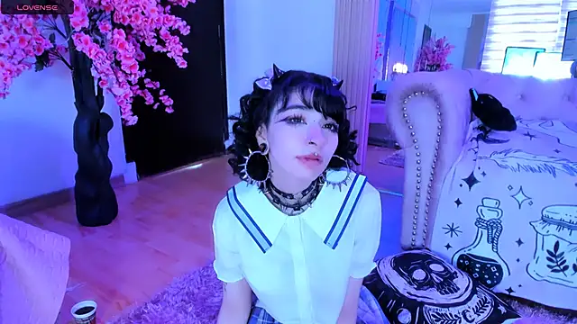 zephirahabney online show from 02/03/25, 05:35