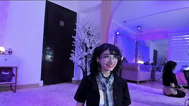 zephirahabney online show from 03/03/25, 05:39