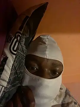 Snapshot of unknownpstar chatting on 10/04/25, 11:03 unknownpstar online show from 10/04/25, 11:03