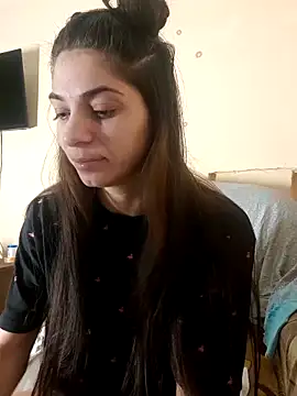 Snapshot of AntoniaHottie chatting on 12/28/24, 01:28 AntoniaHottie online show from 12/28/24, 01:28