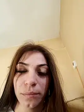 Snapshot of AntoniaHottie chatting on 02/20/25, 12:15 AntoniaHottie online show from 02/20/25, 12:15