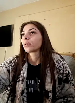 Snapshot of AntoniaHottie chatting on 03/02/25, 12:01 AntoniaHottie online show from 03/02/25, 12:01