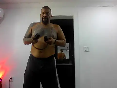 ElMasChingonMX online show from 09/23/25, 07:50