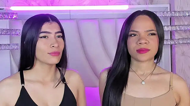 siara and zoe online show from 04/07/26, 12:22