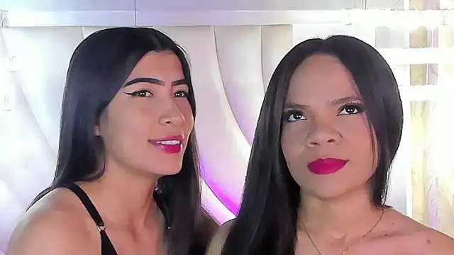 Snapshot of siara_and_zoe chatting on 08/01/26, 12:10 siara and zoe online show from 08/01/26, 12:10