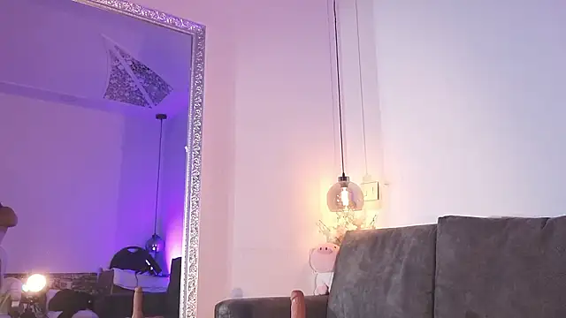 Isabella francoo online show from 03/20/26, 11:48