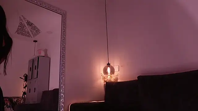 Isabella francoo online show from 07/25/26, 11:52