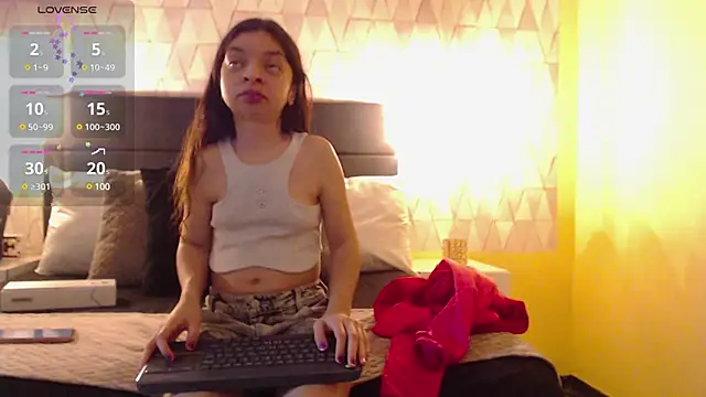 CharlotteMuller online show from 01/25/25, 08:21