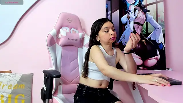 CharlotteMuller online show from 02/05/26, 08:24