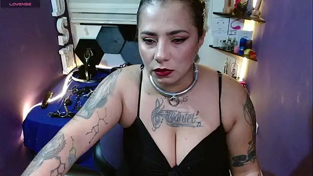 Alexa Slavehot777 online show from 02/25/26, 12:20