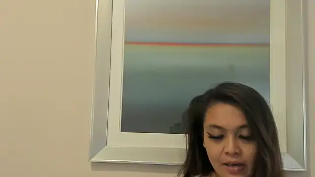 Snapshot of TheAsianFantasy chatting on 09/22/25, 03:19 TheAsianFantasy online show from 09/22/25, 03:19