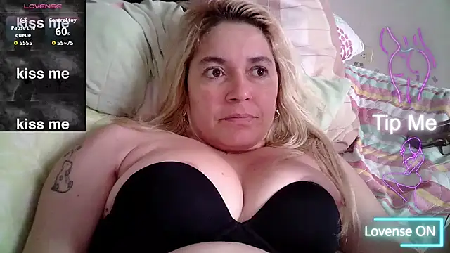 Izury Blondee online show from 11/28/25, 09:50