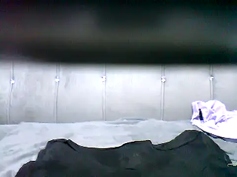 Snapshot of cutey-smile chatting on 02/19/25, 07:05 cutey-smile online show from 02/19/25, 07:05