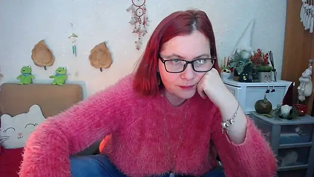 Snapshot of PlayfullMature chatting on 03/09/25, 05:06 PlayfullMature online show from 03/09/25, 05:06