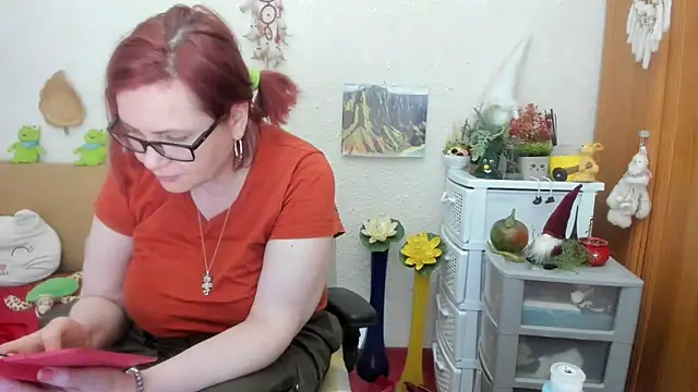 Snapshot of PlayfullMature chatting on 03/12/25, 09:56 PlayfullMature online show from 03/12/25, 09:56