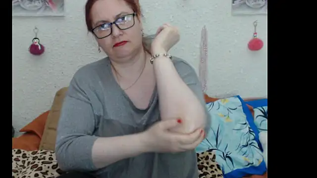 Snapshot of PlayfullMature chatting on 11/07/25, 05:13 PlayfullMature online show from 11/07/25, 05:13