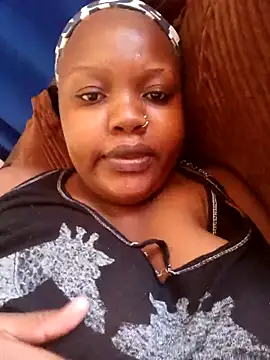 queennapal online show from 03/27/26, 11:10