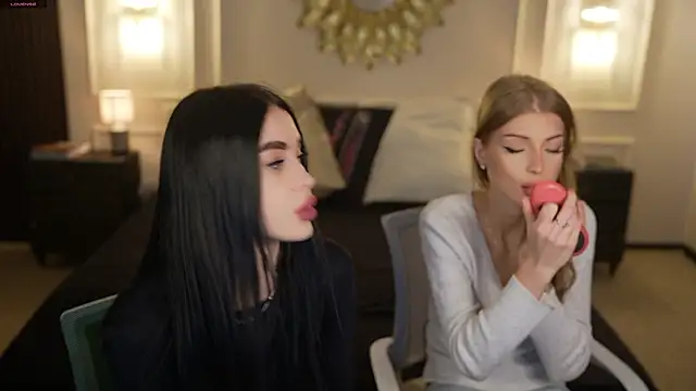 Tina Breeze online show from 02/16/26, 08:21