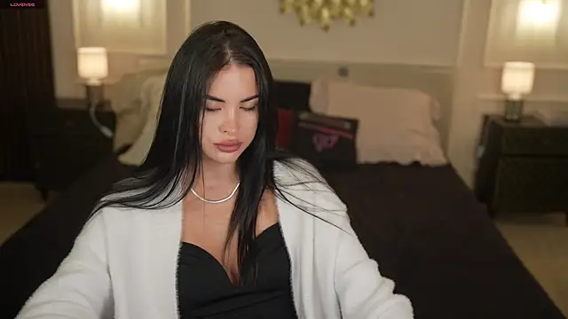 Tina Breeze online show from 07/11/26, 07:22