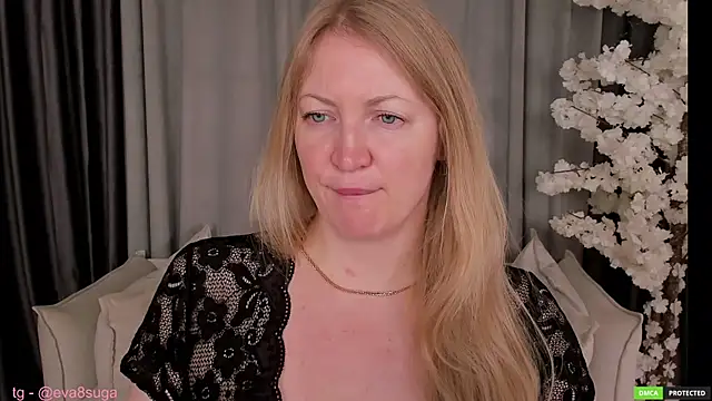 Snapshot of sugamomy chatting on 02/08/25, 12:17 sugamomy online show from 02/08/25, 12:17