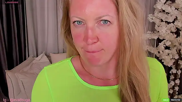 Snapshot of sugamomy chatting on 02/28/25, 06:43 sugamomy online show from 02/28/25, 06:43