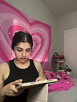 ThickerThanYoBitch online show from 01/18/25, 03:38