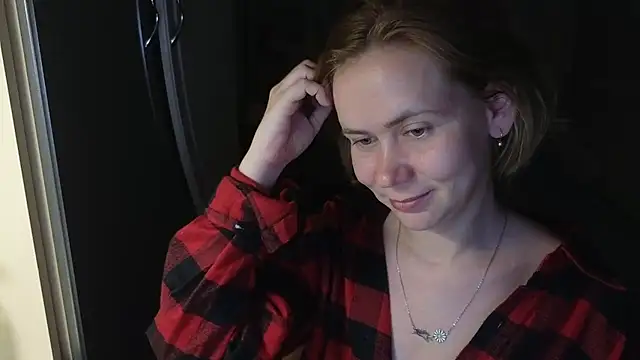 Riley Roo online show from 05/16/26, 07:34
