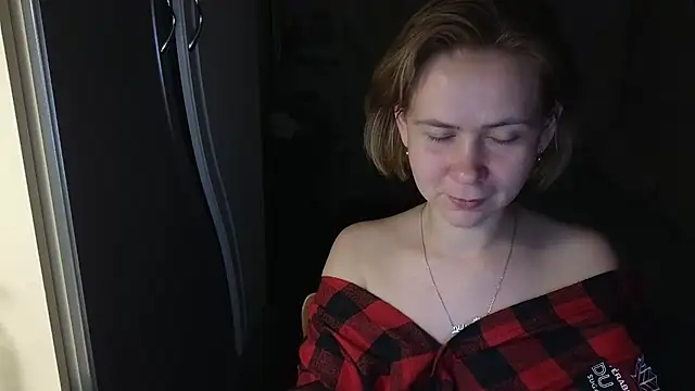 Riley Roo online show from 05/16/26, 07:45