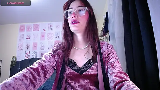 IsaBaileys  online show from 03/22/26, 11:52