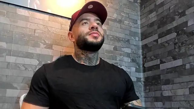 BruceDallas online show from 01/11/26, 02:05